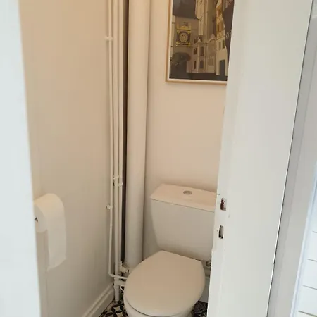 Meuble Tres Cosy A Proximite De Toutes Commodites Rouen Exterior photo