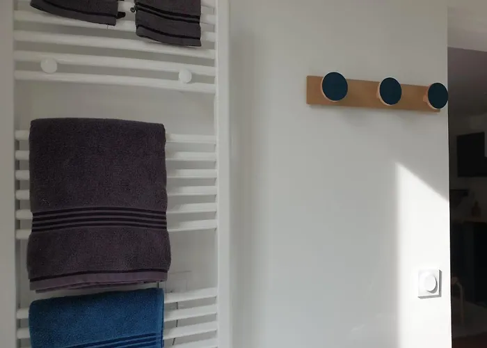 Meuble Tres Cosy A Proximite De Toutes Commodites