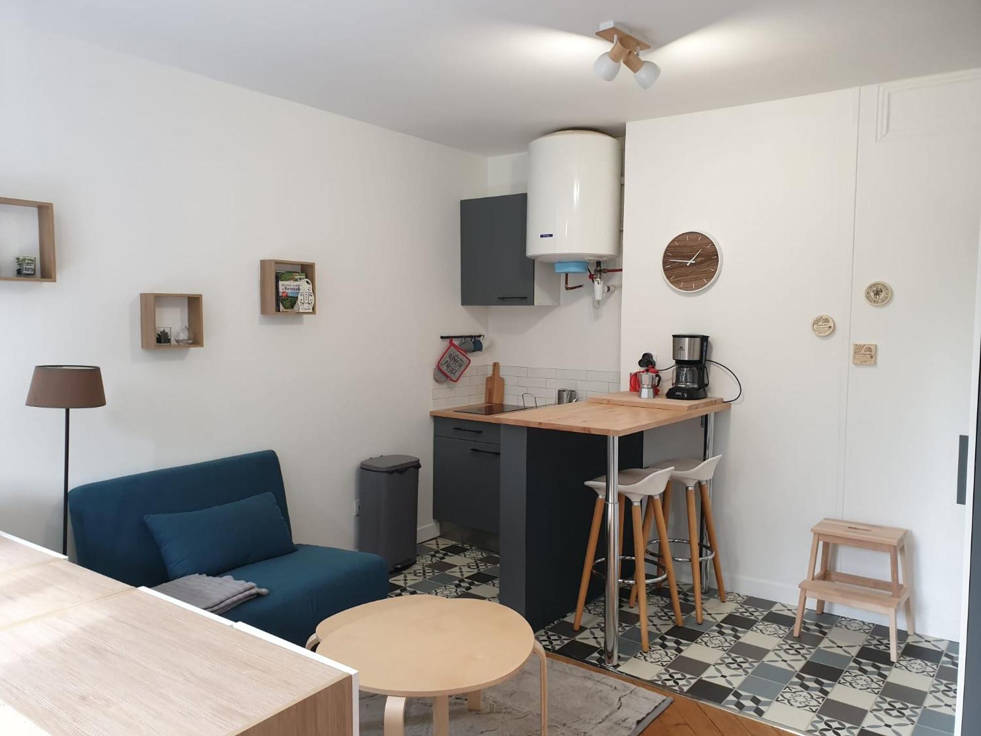 Apartment Meuble Tres Cosy A Proximite De Toutes Commodites