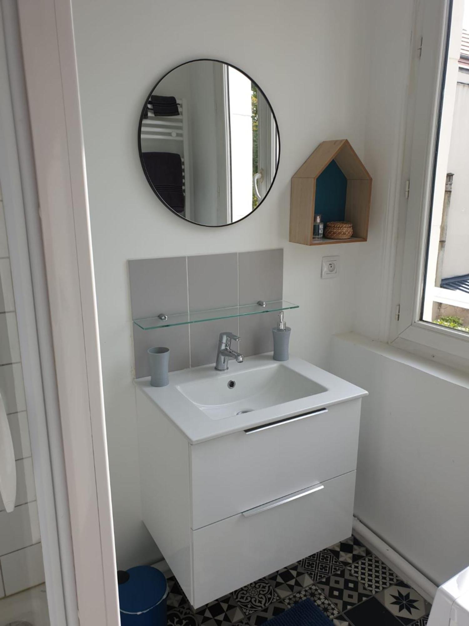 Meuble Tres Cosy A Proximite De Toutes Commodites Appartement *